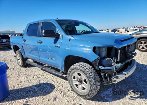 2018 Toyota Tundra Crewmax Sr5 из США, поврежденный, VIN 5TFDW5F13JX744519